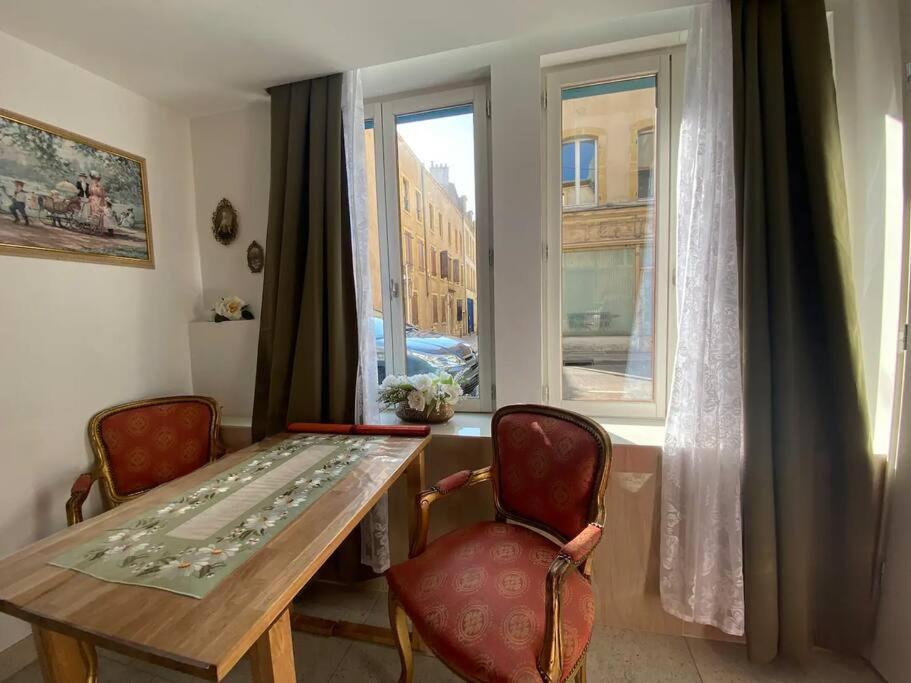 Ravissant Shabby Chic Au Centre De Metz Apartment Bagian luar foto